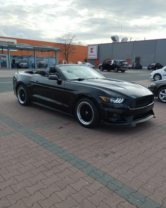 Ford Mustang cena 79000 przebieg: 170000, rok produkcji 2015 z Łódź małe 121